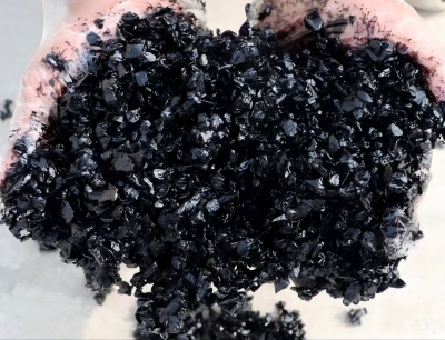 鹰手营子矿沥青冷补料（沥青砂）的优势特点与施工流程解析